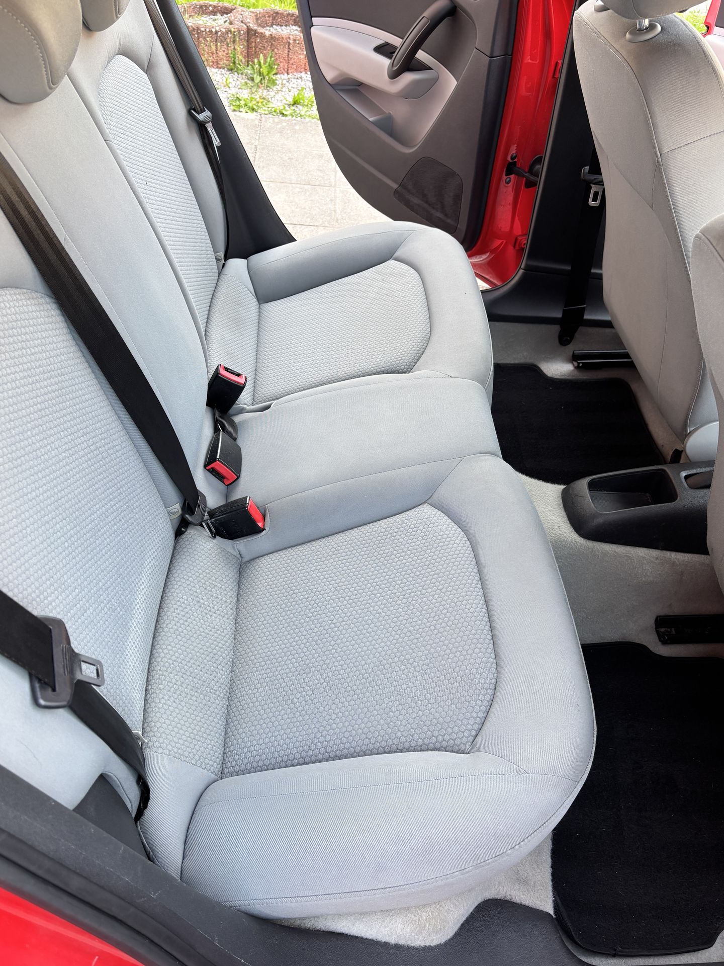 CleanTouch - Nettoyage intérieur voiture - Siège auto CleanTouch - Nettoyage intérieur voiture - Siège auto